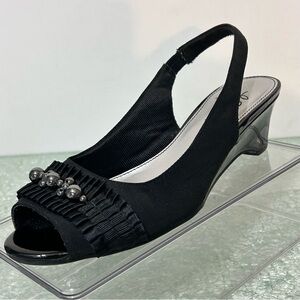 LIFE STRIDE “Jemma”  Low Heel Open Toe Sling Back Wedge Sandal, Black, Size 7